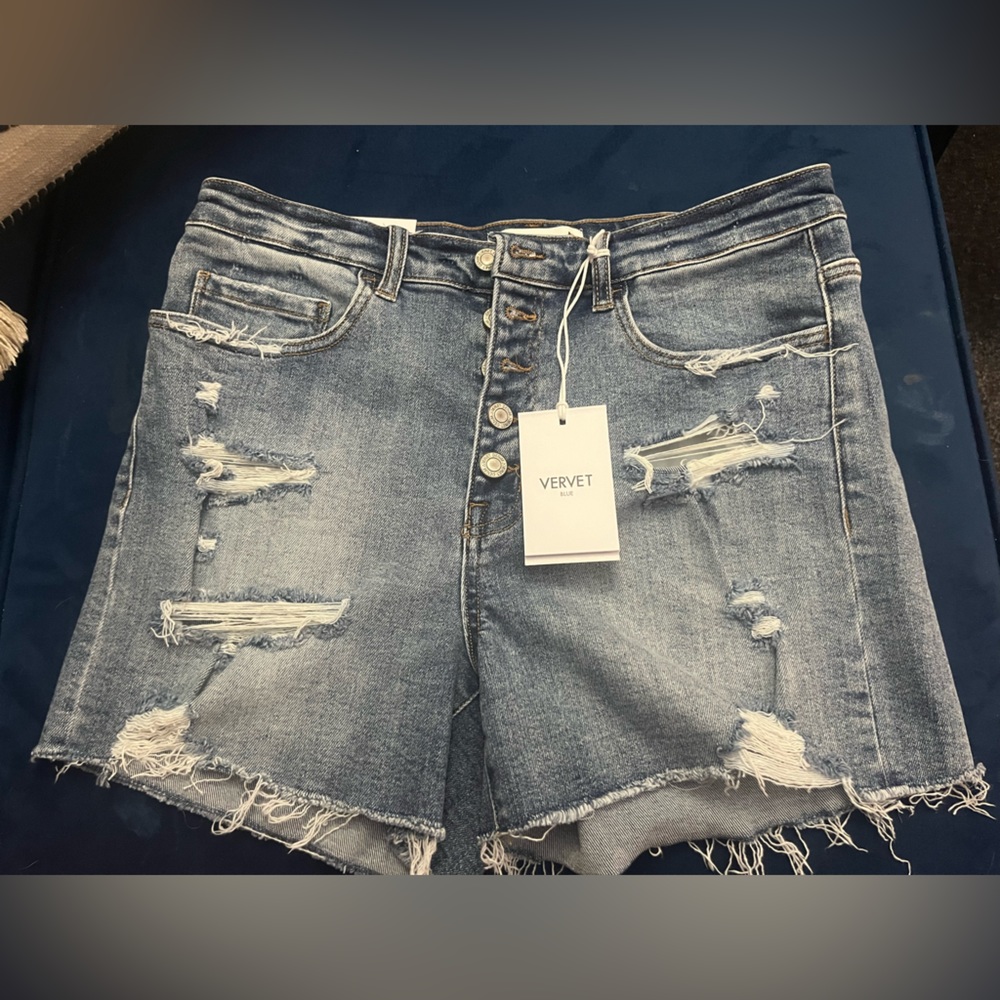 Vervet blue Jean shorts. Size large
